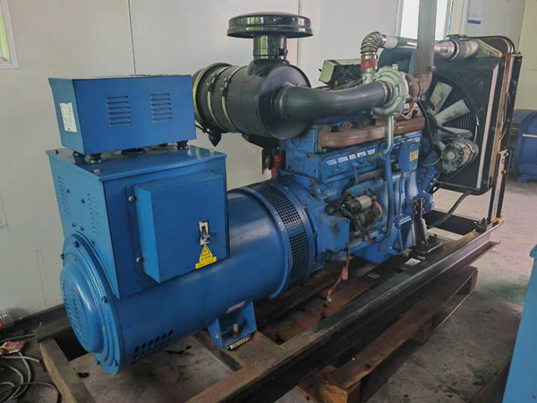 藁城100kW柴油发电机组使用多级机油有哪些优缺点？